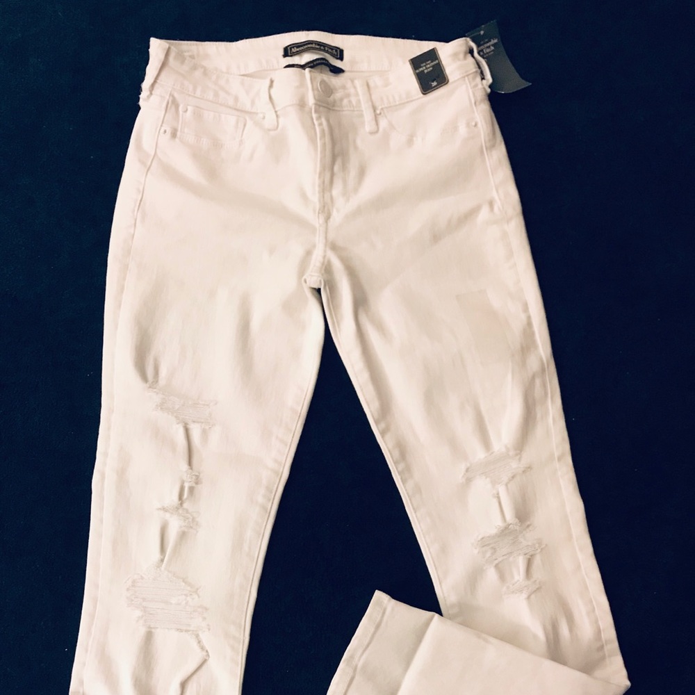 Abercrombie & Fitch Signature Super Skinny Jeans